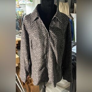 Croft & Barrow Gray Leopard Print Blazer